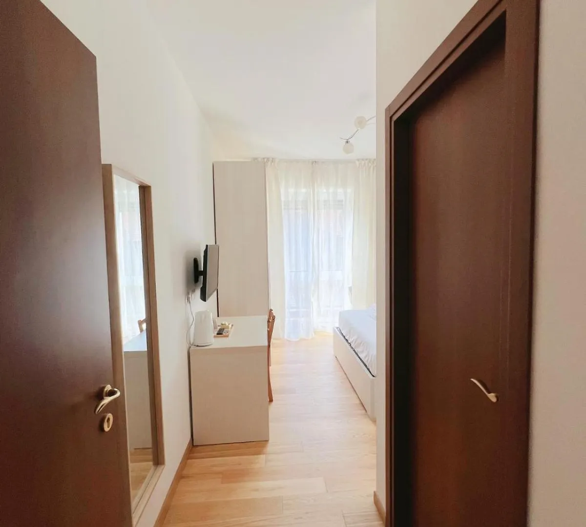 Seveso Milan Central Rooms 0*,  Italy