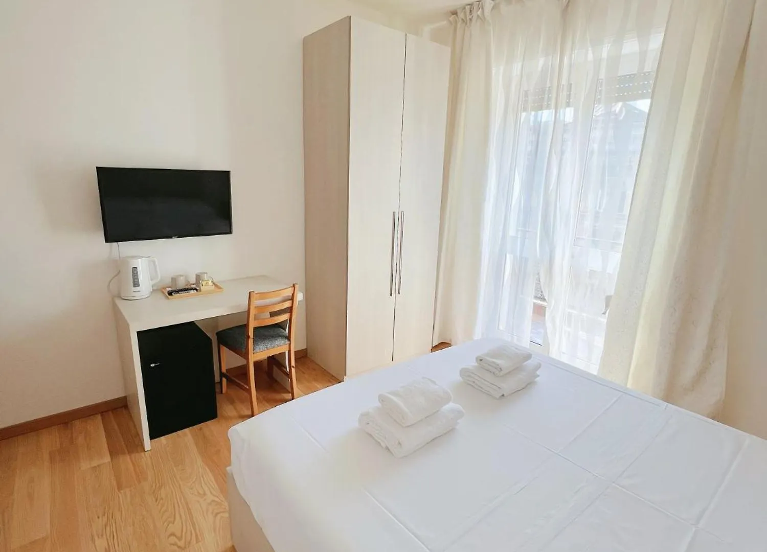 Seveso Milan Central Rooms Italy