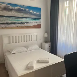 Guest house P18&rooms Palestrina 18, Milan